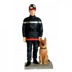 Figurine En Résine : Pompier Et Son Chien
